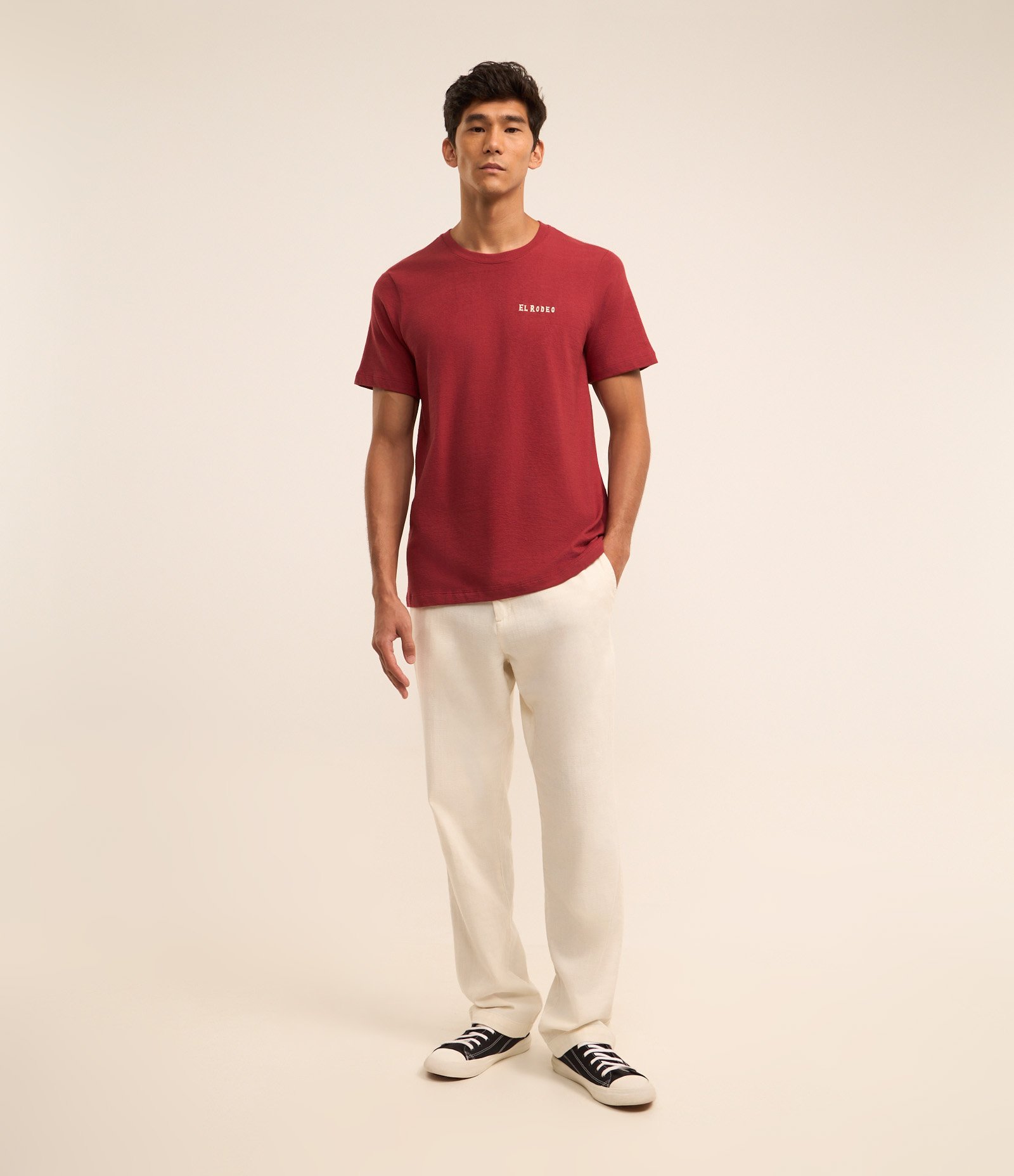 Camiseta Regular em Algodão com Estampa El Rodeo Vermelho 2
