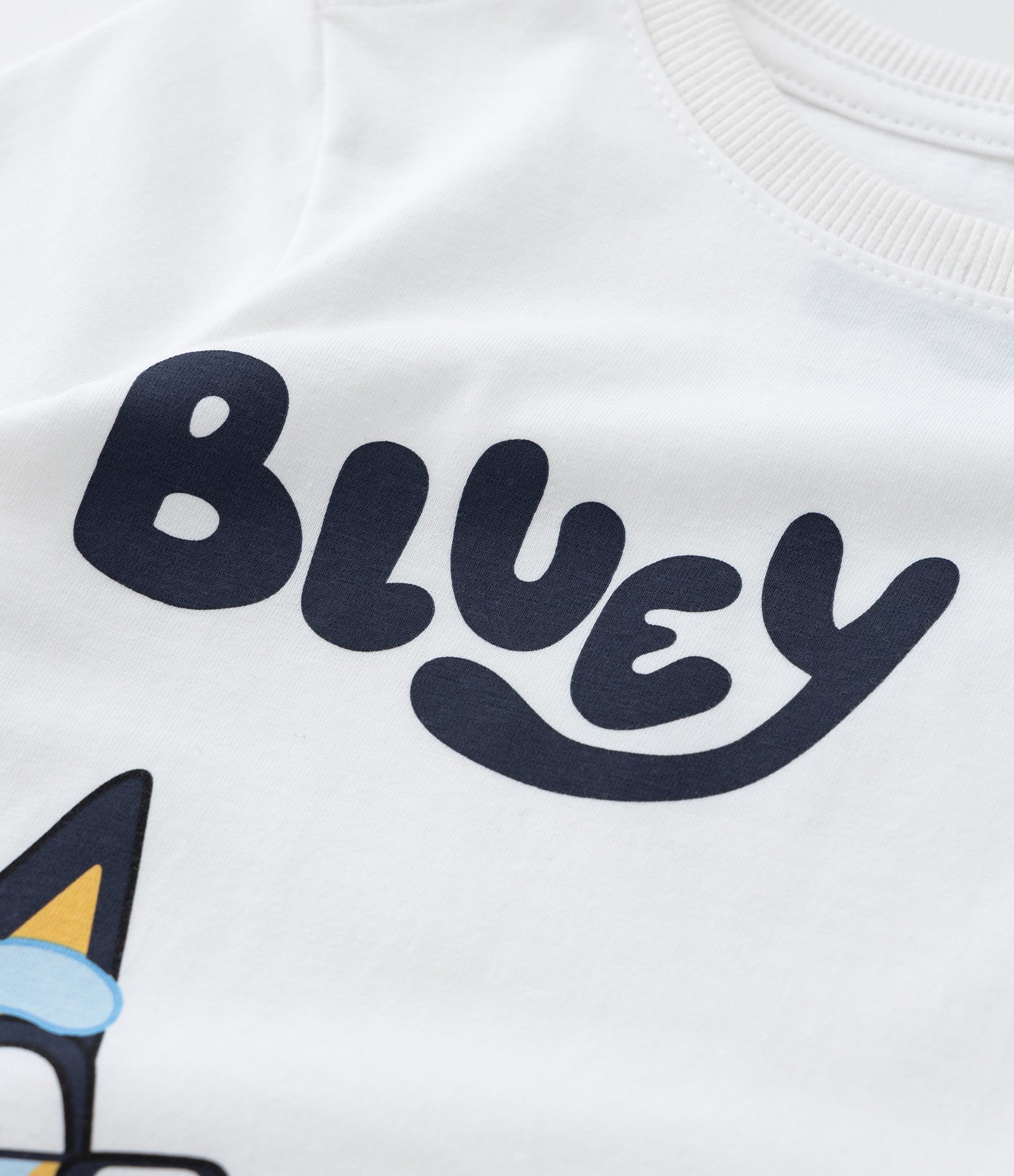 Conjunto Infantil com Estampa Bluey - Tam 2 a 6 Anos Branco/Bege 4