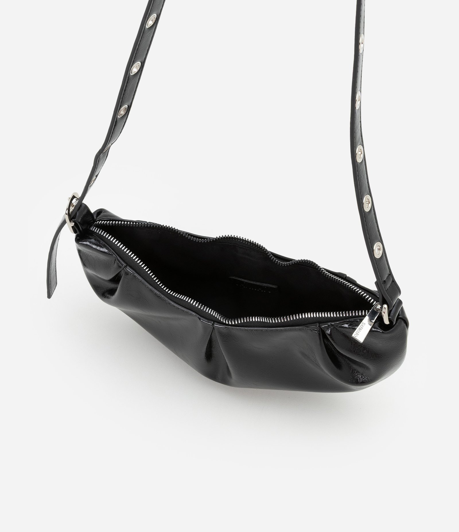 Bolsa Shoulder Pequena em PU com Ilhóses na Alça U 4