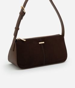 Bolsa Baguete Pequena com Recortes e Efeito Suede