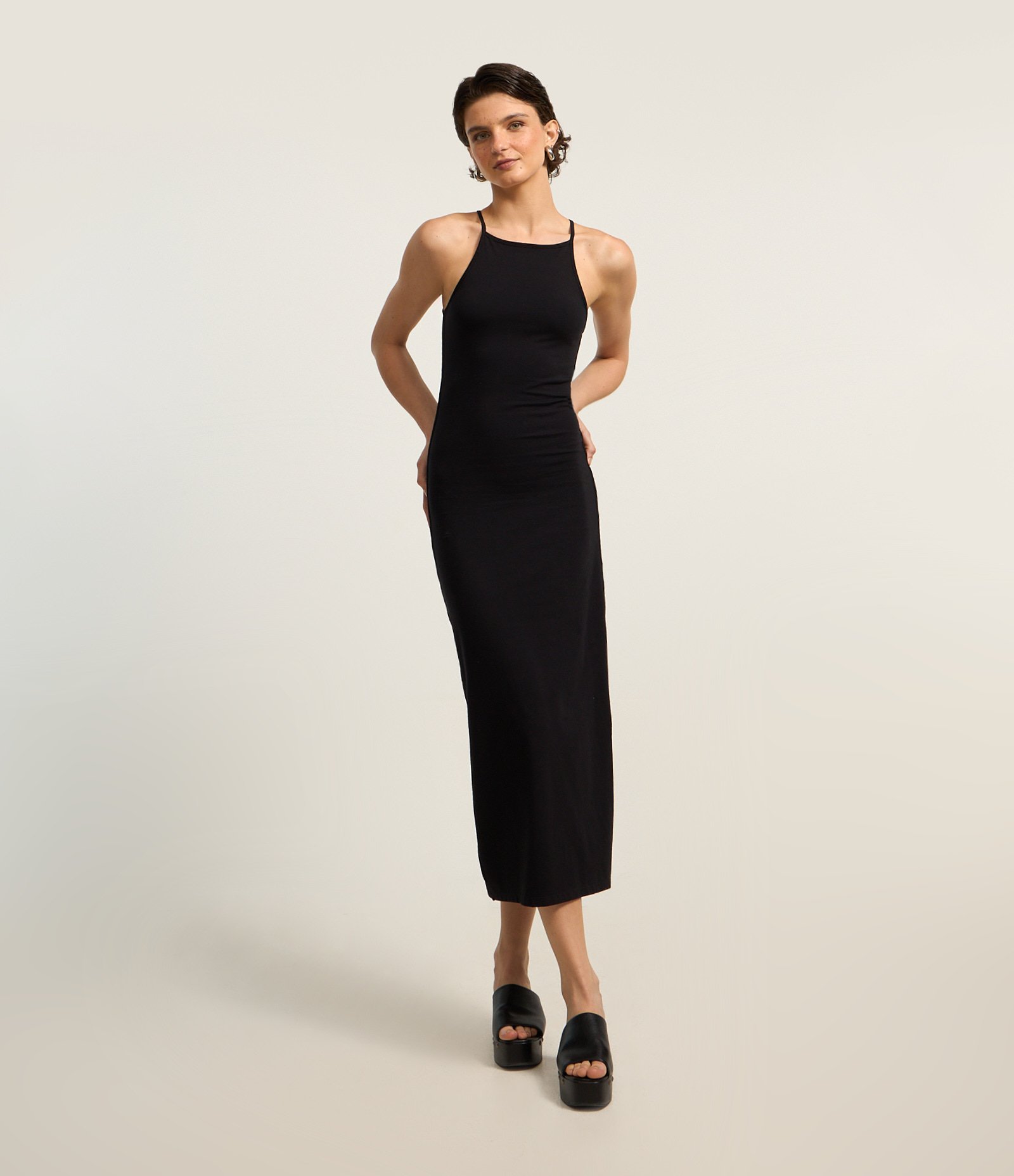 Vestido Midi em Algodão com Alça Fina e Gola Halter Preto 2