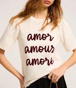 Camiseta Slim com Estampa Amor Amour Amore
