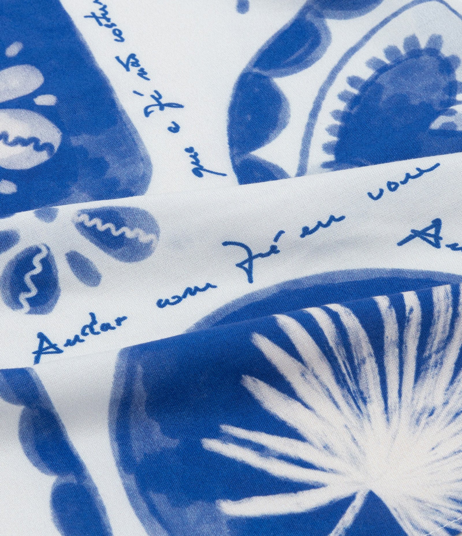 Lenço em Tricoline Estampado Andar com Fé Gilberto Gil Azul/Branco 5