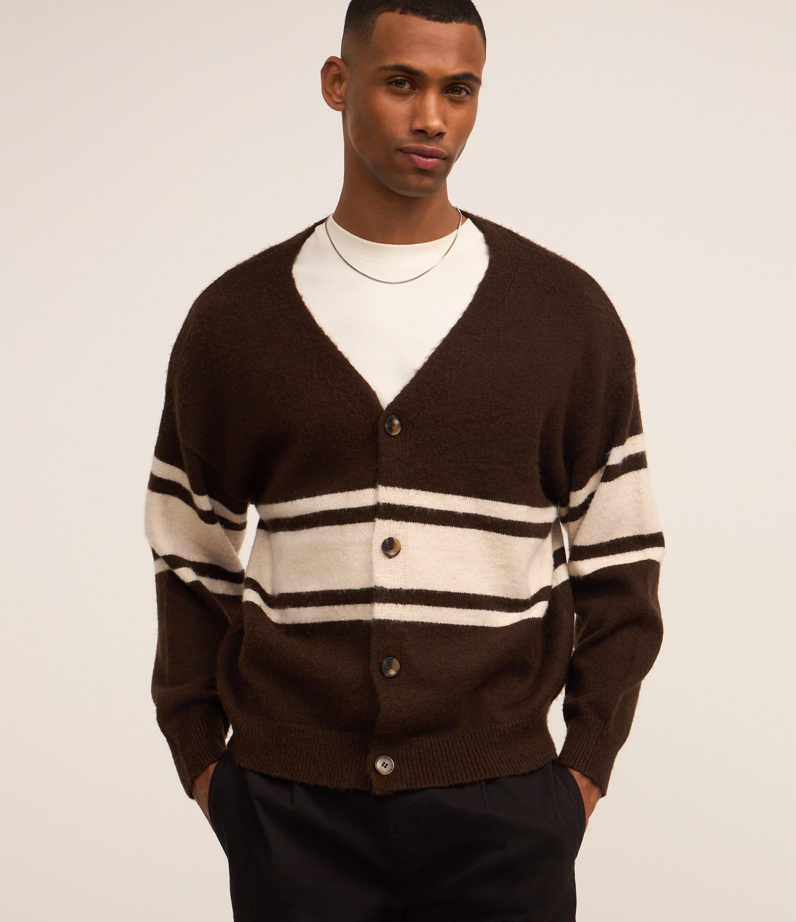 Cardigan Boxy em Tricô com Listras Marrom 1