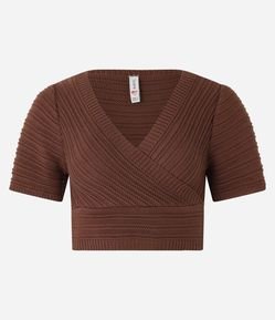 Blusa Cropped em Tricô com Ponto Diferenciado e Manga Curta