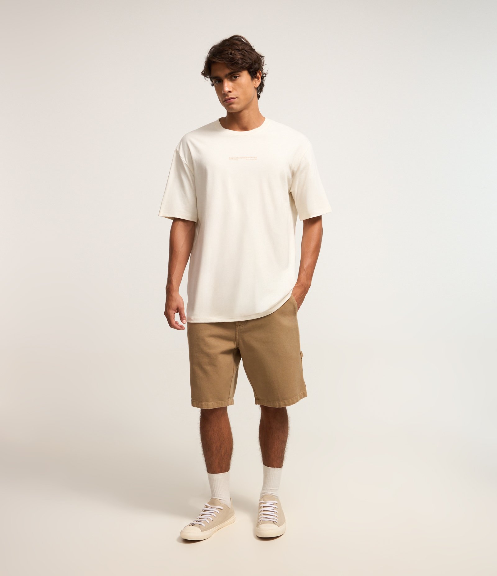 Camiseta Relaxed em Malhão com Estampa Lettering e Mapa Off White 2