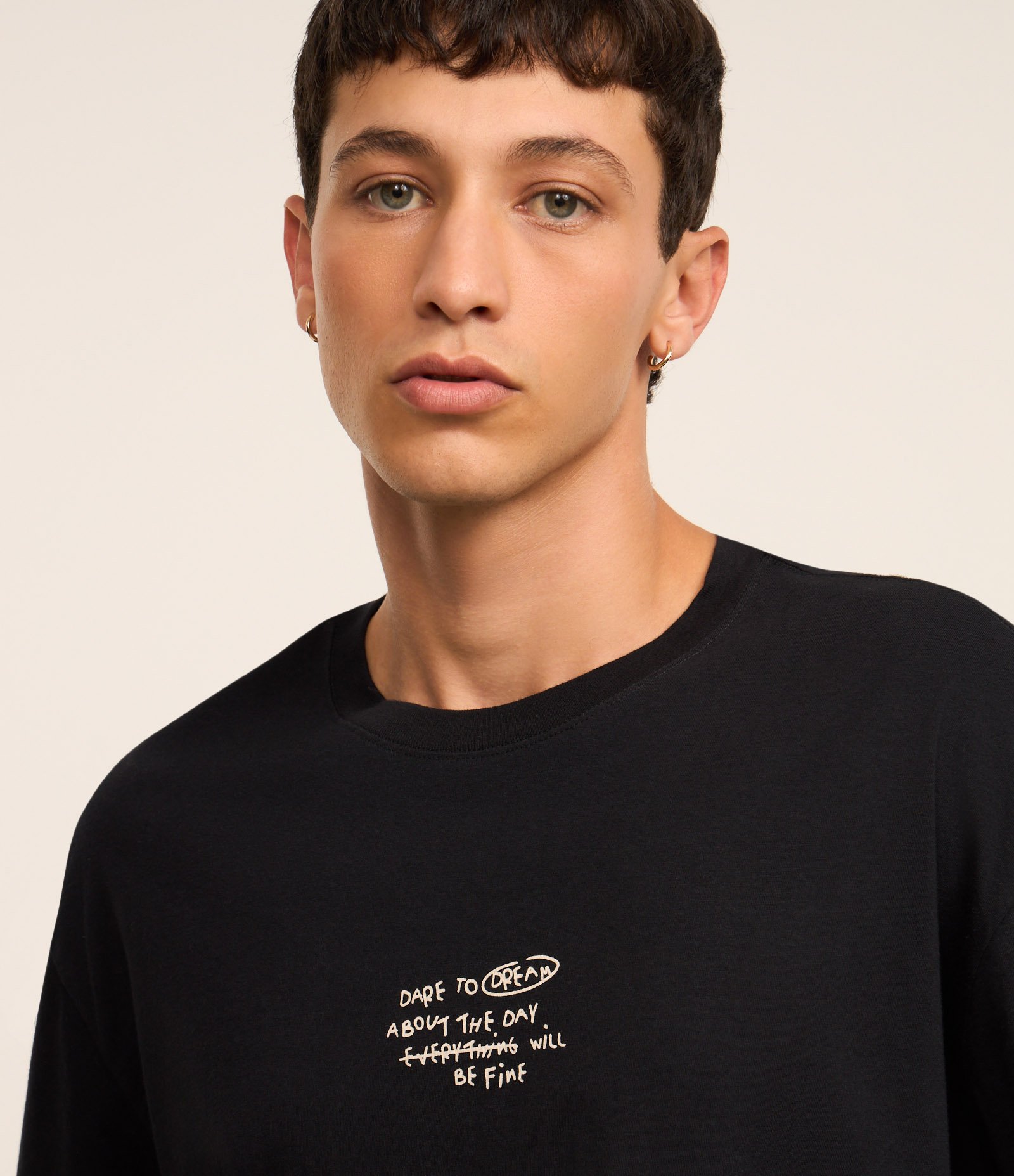 Camiseta Relaxed em Algodão com Estampa Estátua de Mármore Preto 3