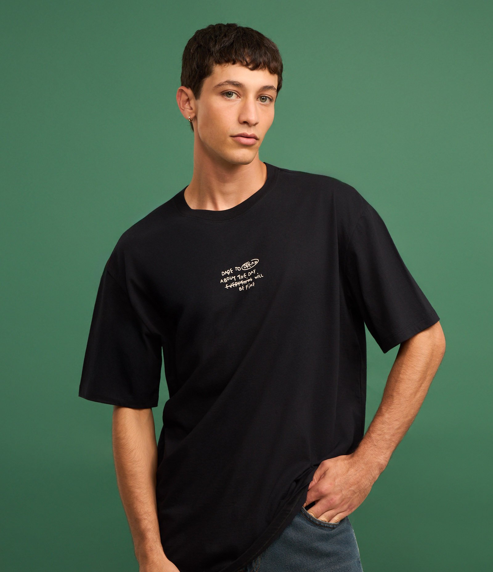 Camiseta Relaxed em Algodão com Estampa Estátua de Mármore Preto 4