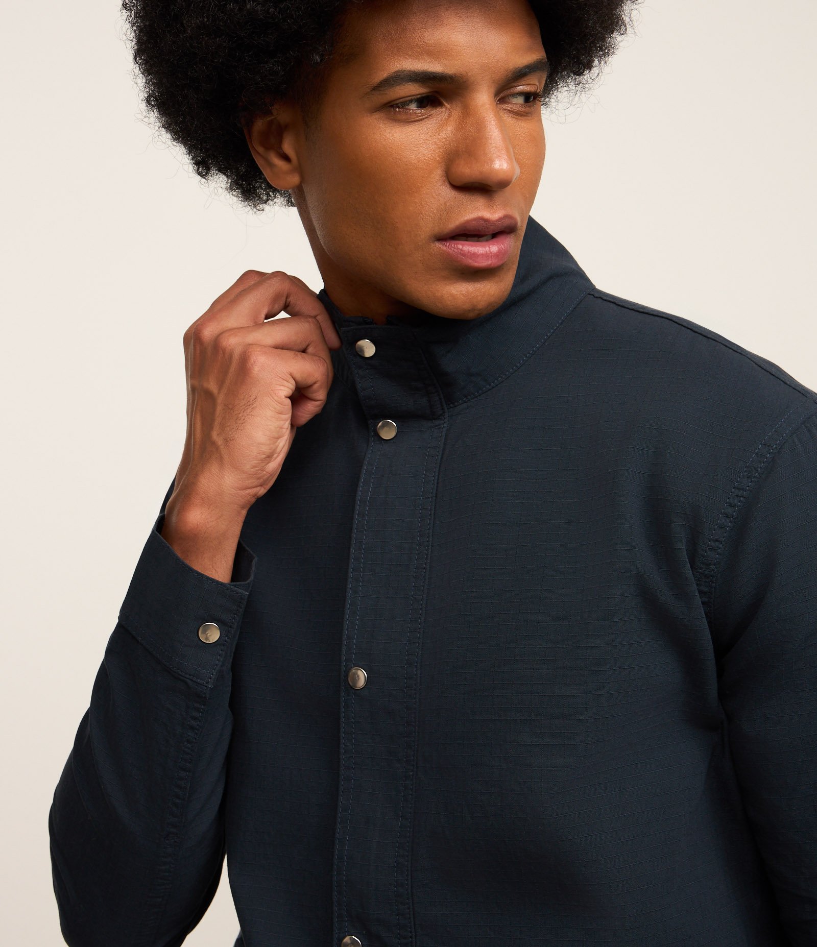 Jaqueta Bomber em Sarja com Abotoamento e Bolsos Cargos Cinza escuro 5