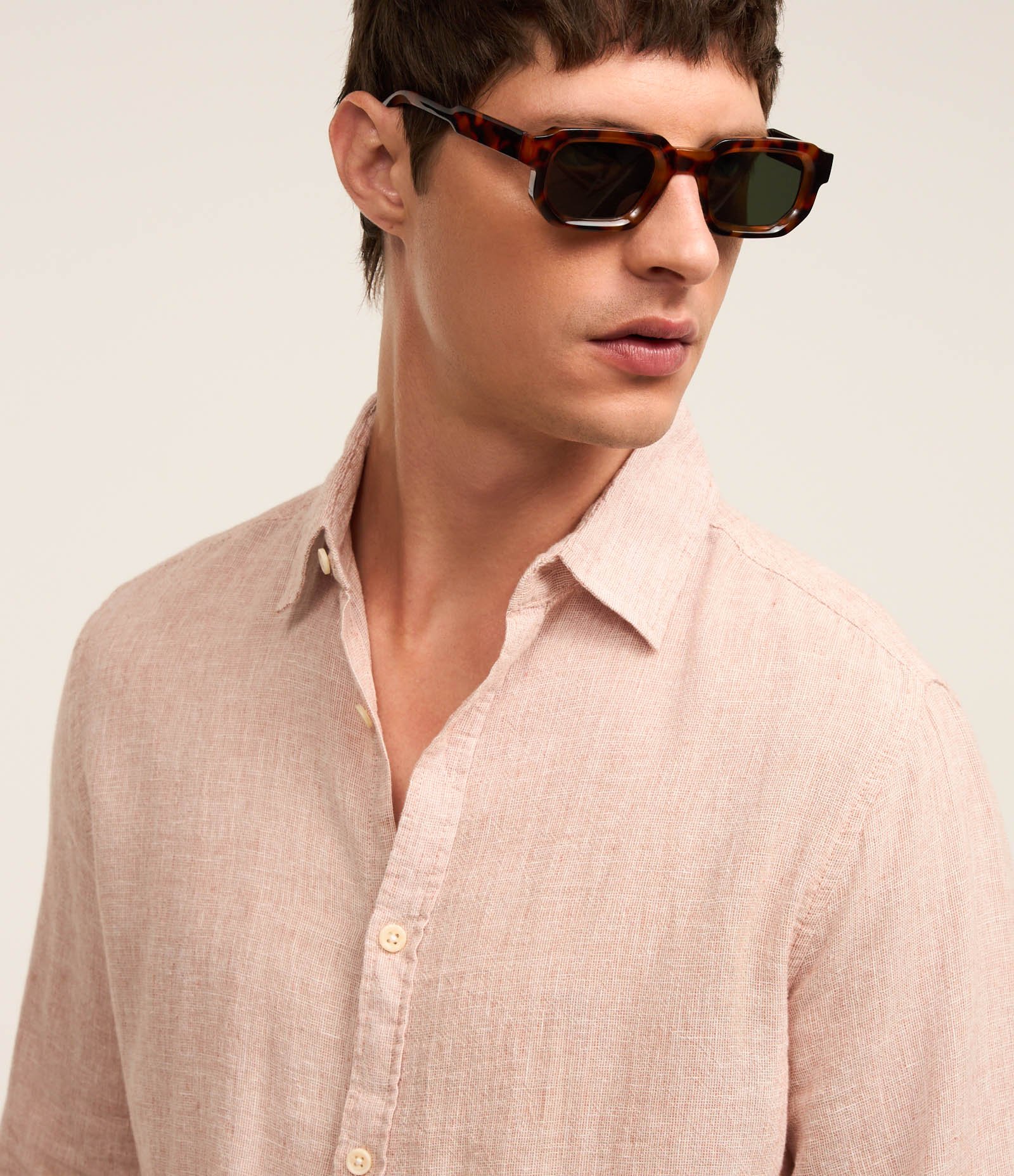 Camisa com Linho Gola Colarinho e Abotoamento Bege 5