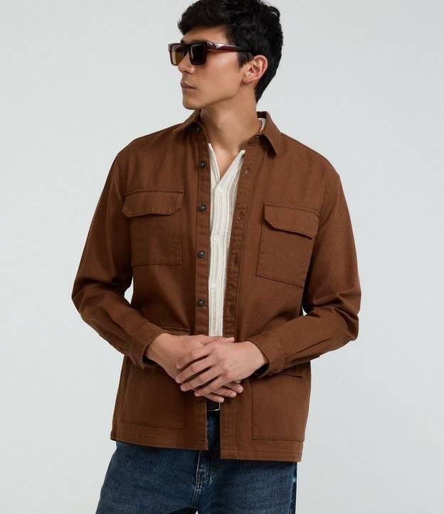 Camisa Regular em Sarja com Bolsos