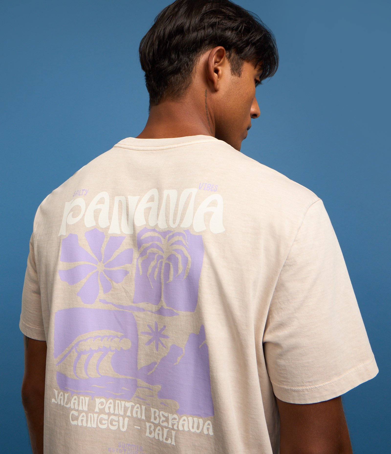 Camiseta Relaxed em Algodão Estonado com Ícones de Praia Bege 6