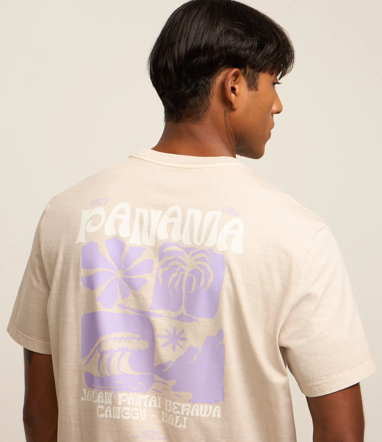 Camiseta Relaxed em Algodão Estonado com Ícones de Praia Bege 1