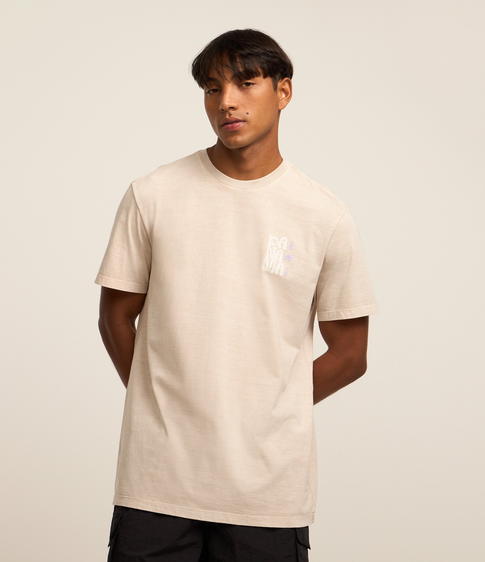 Camiseta Relaxed em Algodão Estonado com Ícones de Praia Bege 3