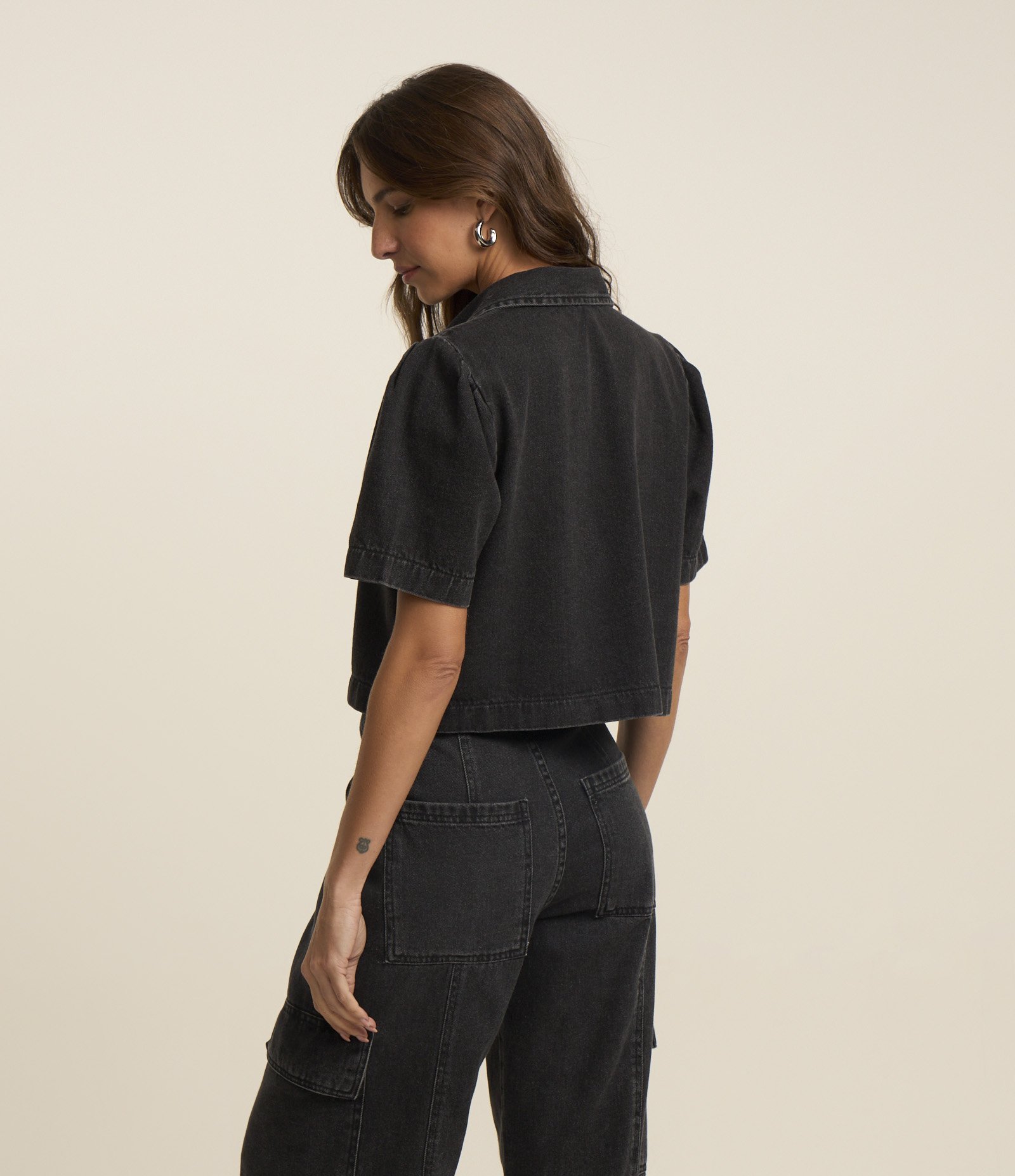 Camisa Cropped Jeans com Manga Bufante Azul Escuro 3