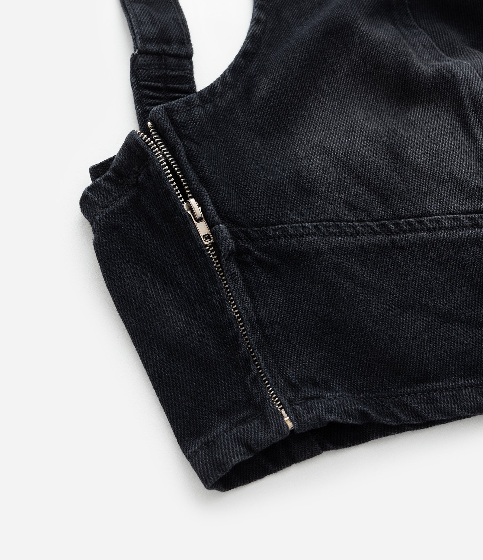 Top em Jeans com Detalhes em Recorte Curve & Plus Size Preto 6