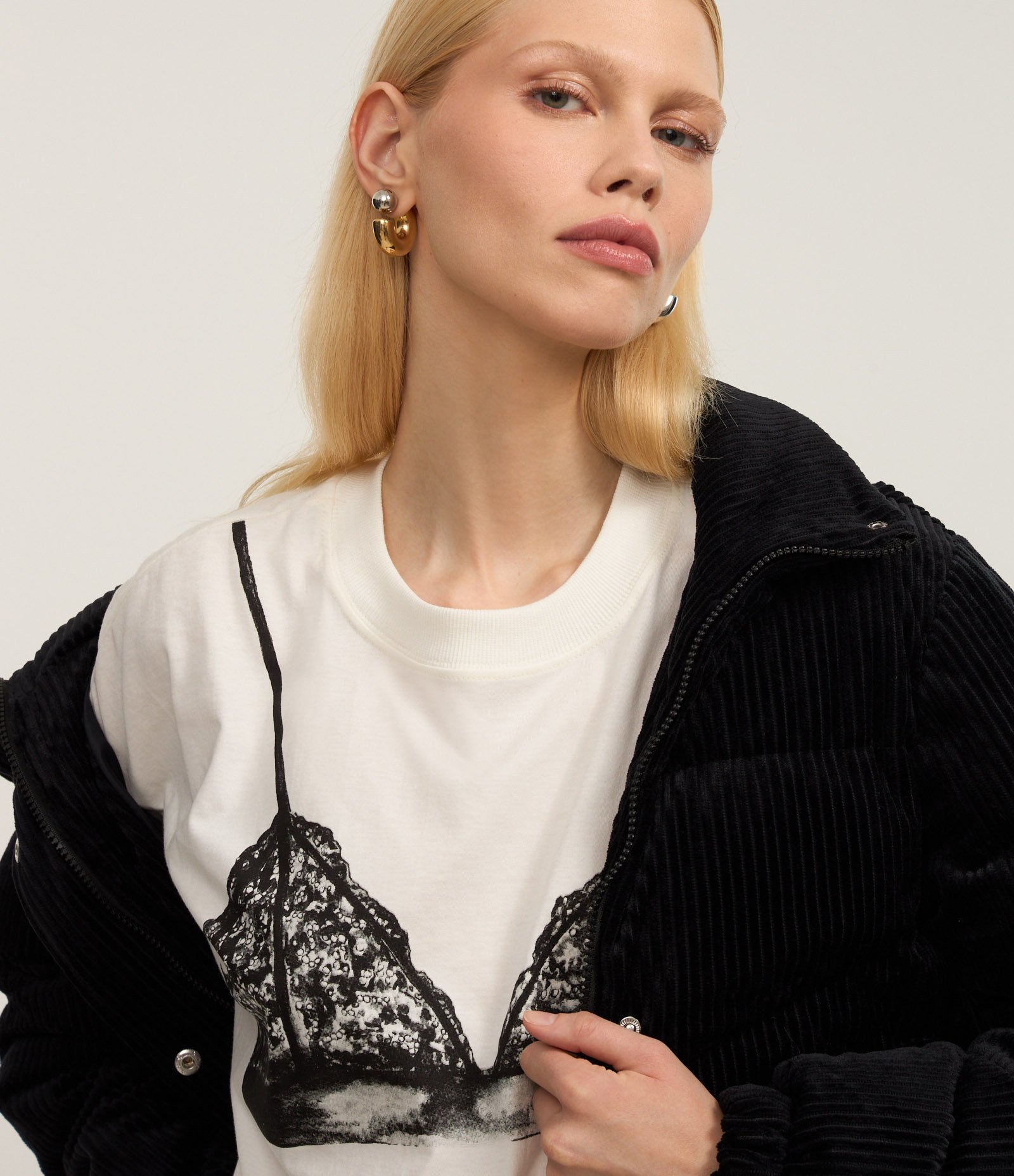 Camiseta Oversized em Algodão com Estampa Lingerie Branco 3