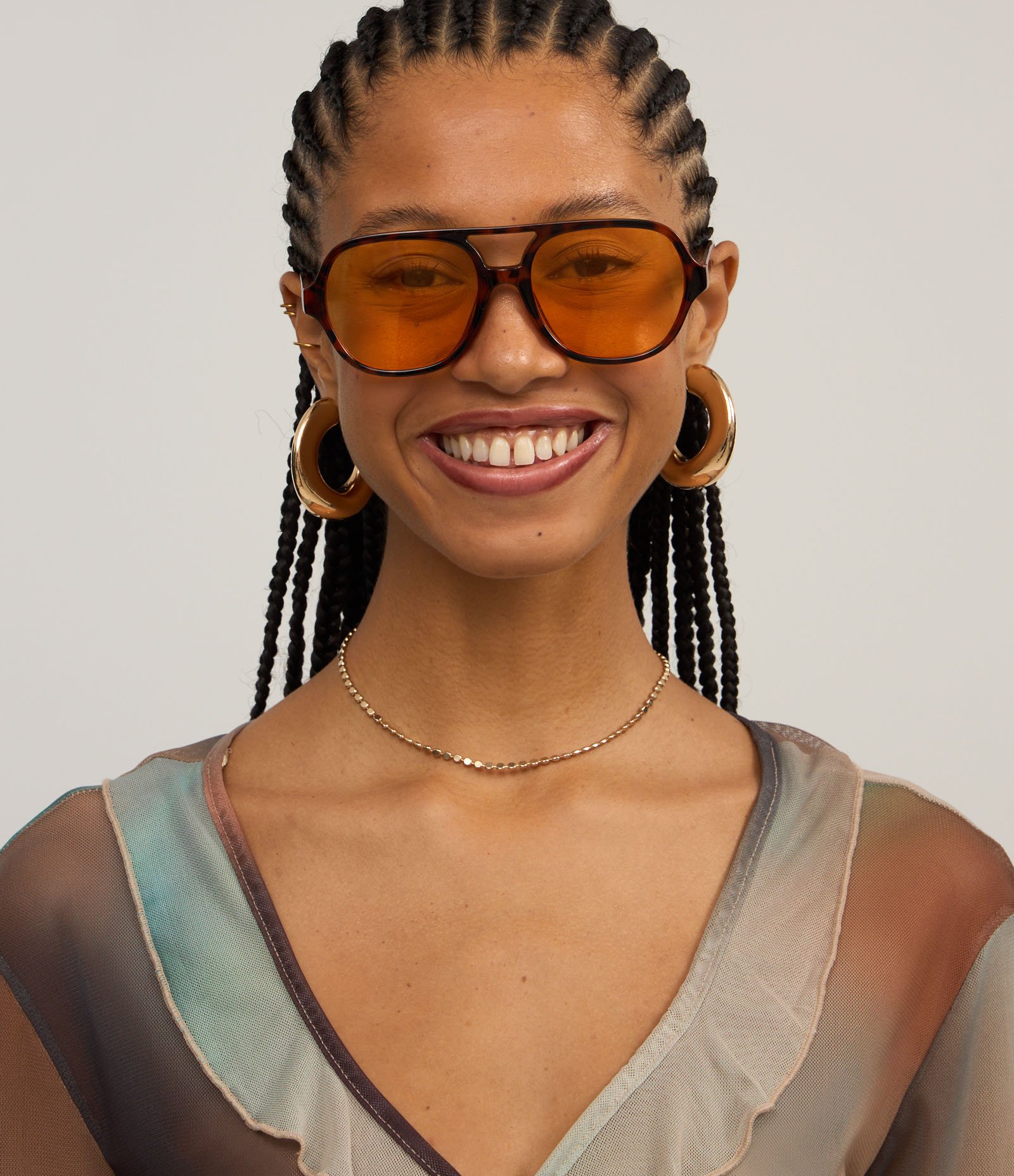 Blusa em Tule com Babados e Amarração em Estampa Degradê Multicores 3