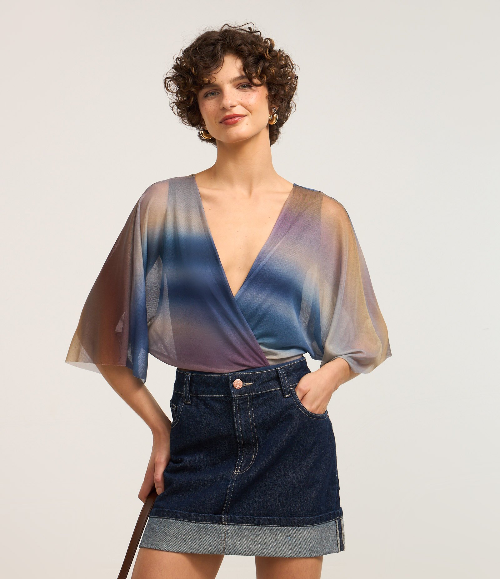 Body em Tule Transpassado com Decote em V Degradê Azul/Marrom/Lilás 3