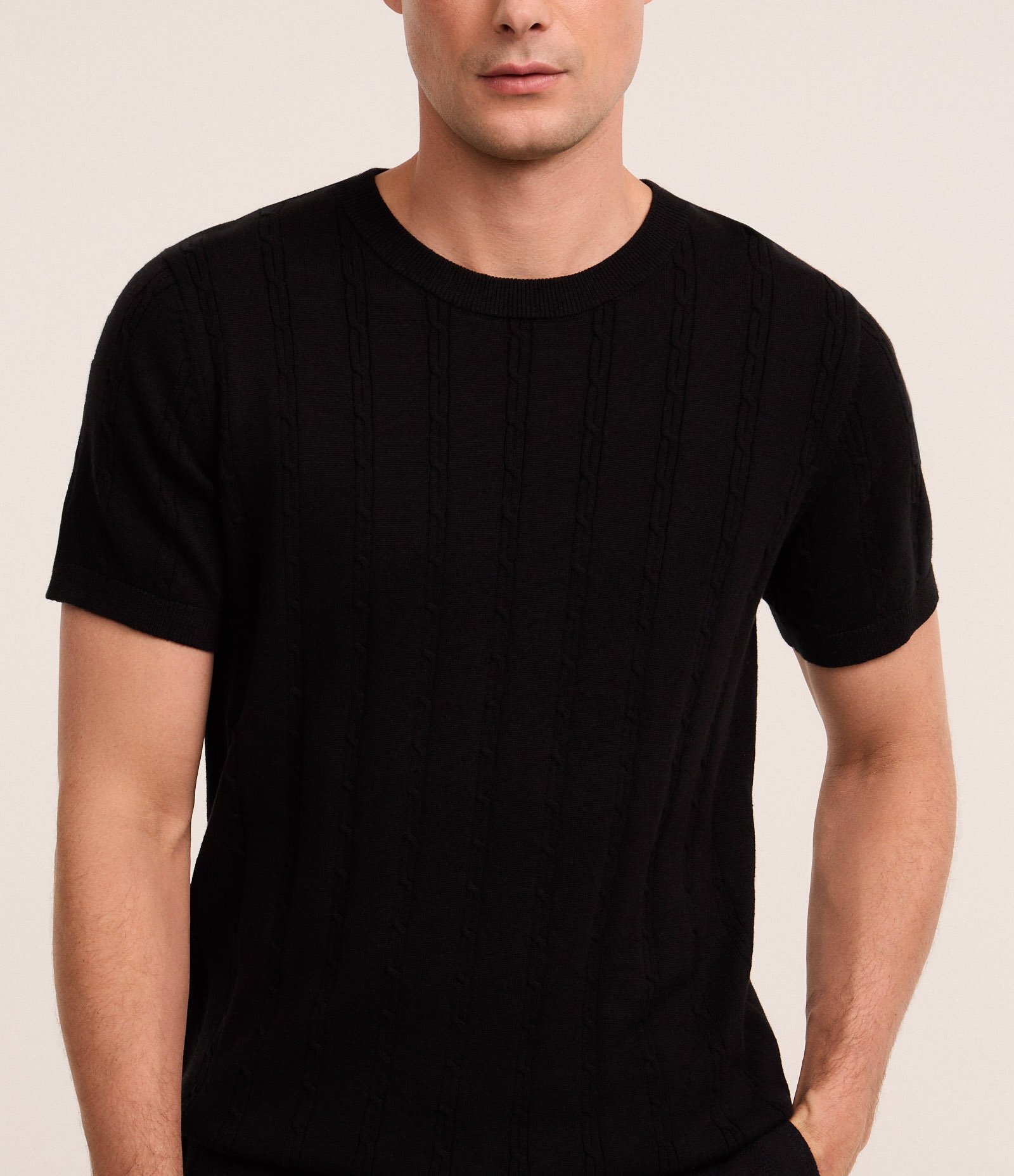 Camiseta em Algodão com Textura Trançada Preto 3