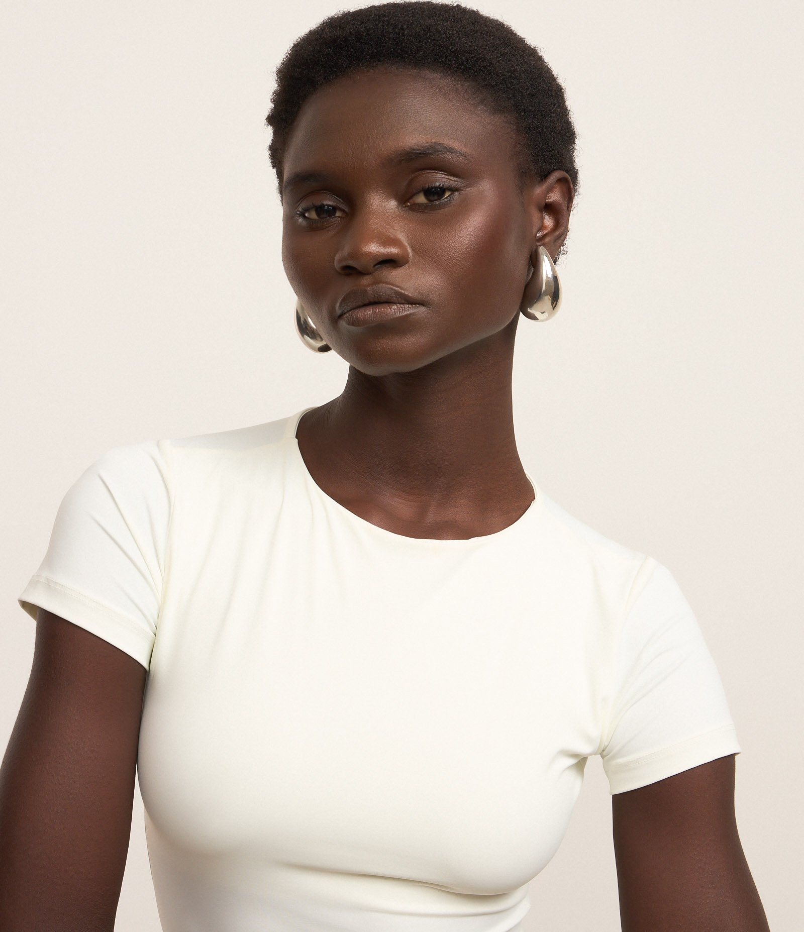 Body Básico em Poliamida com Mangas Curtas Branco 4