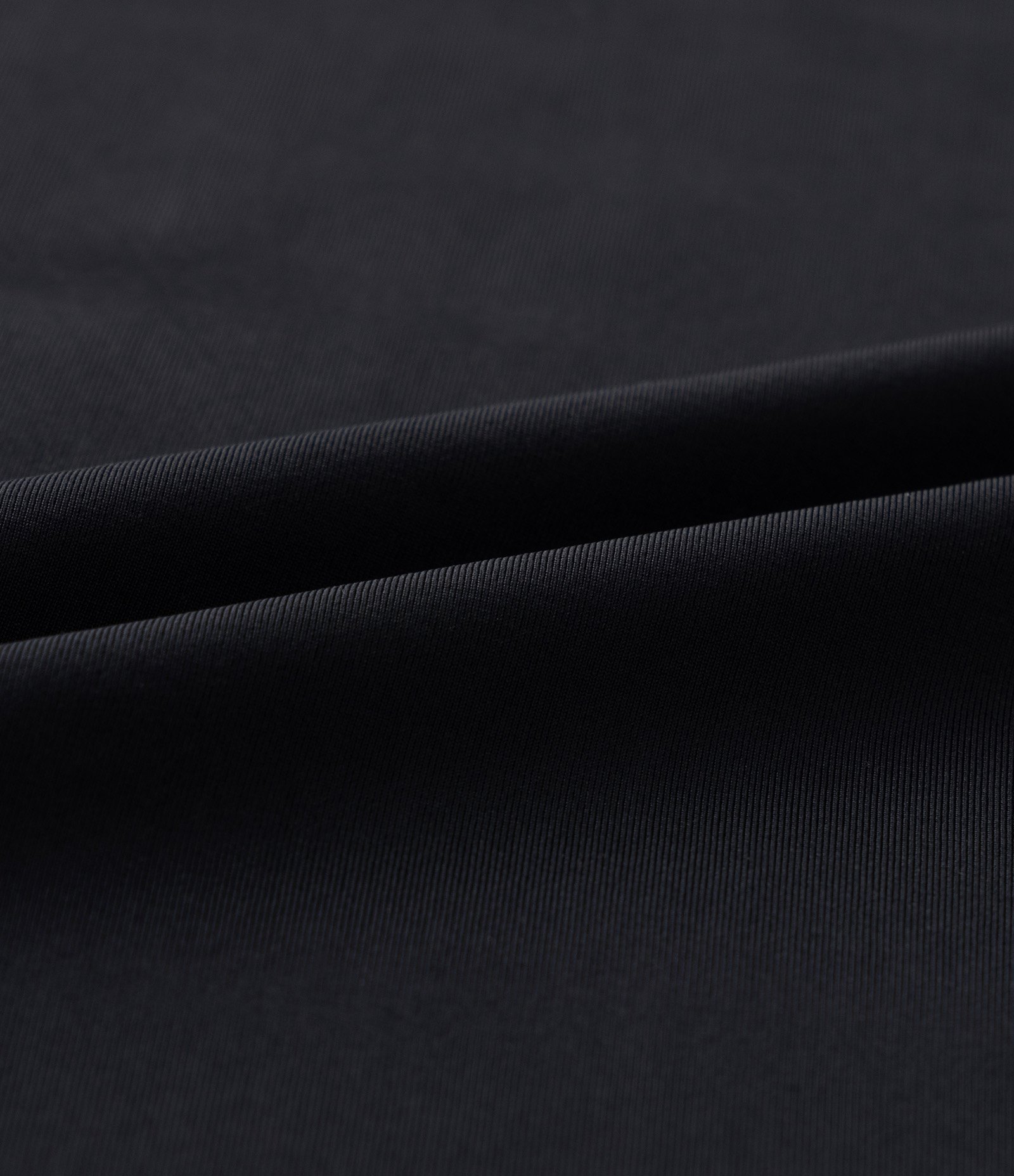 Blusa Ajustada em Microfibra Leve Curve & Plus Size Preto 6