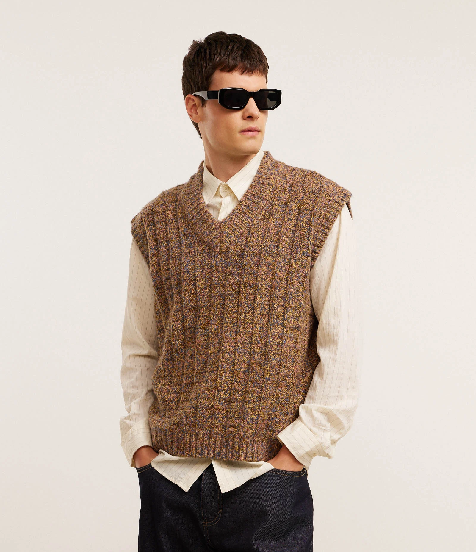 Colete em Tricô com Gola V e Textura Multicores 1