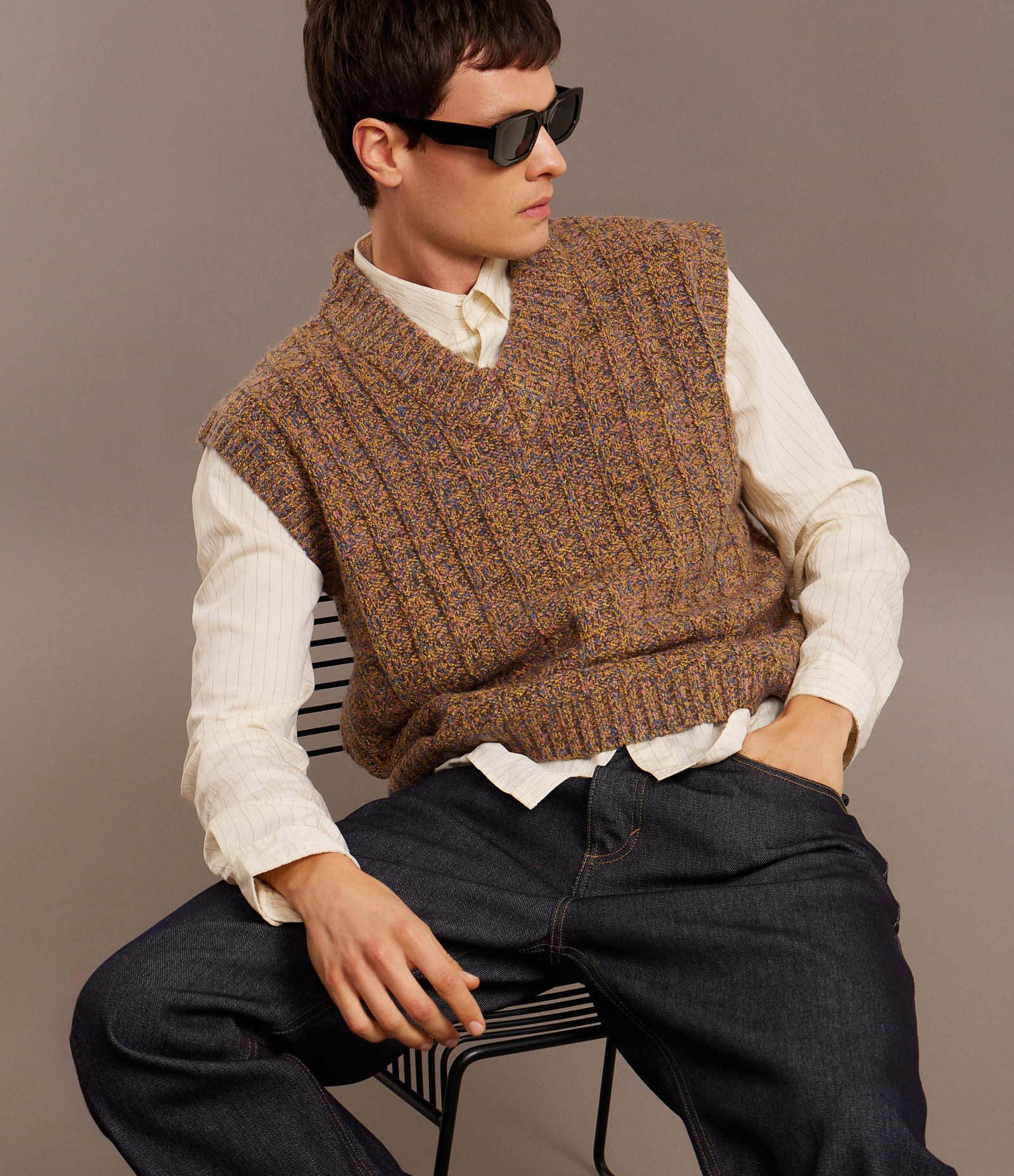 Colete em Tricô com Gola V e Textura Multicores 3