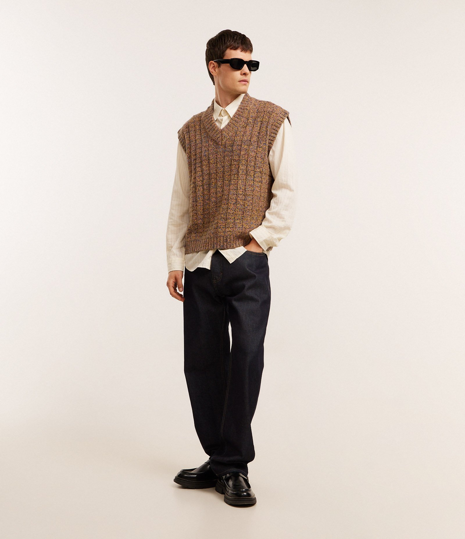 Colete em Tricô com Gola V e Textura Multicores 5