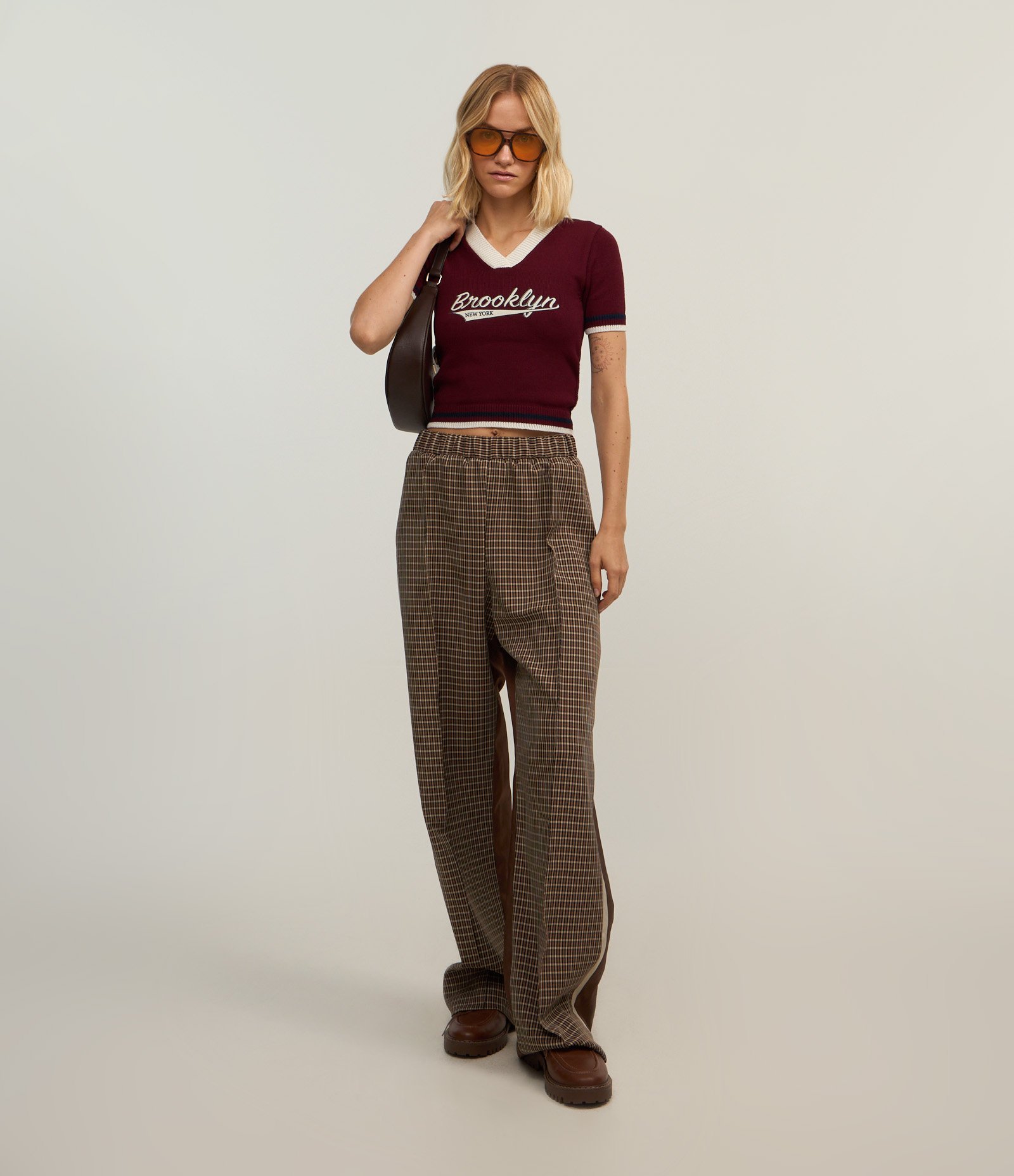 Blusa Polo em Tricô e Lettering Brooklyn New York Bordô 4