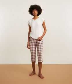 Pijama Capri em Peach Touch com Calça Xadrez