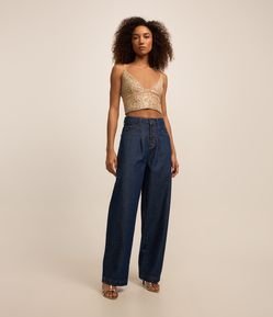 Calça Balloon em Jeans com Pregas Frontais e Abotoamento