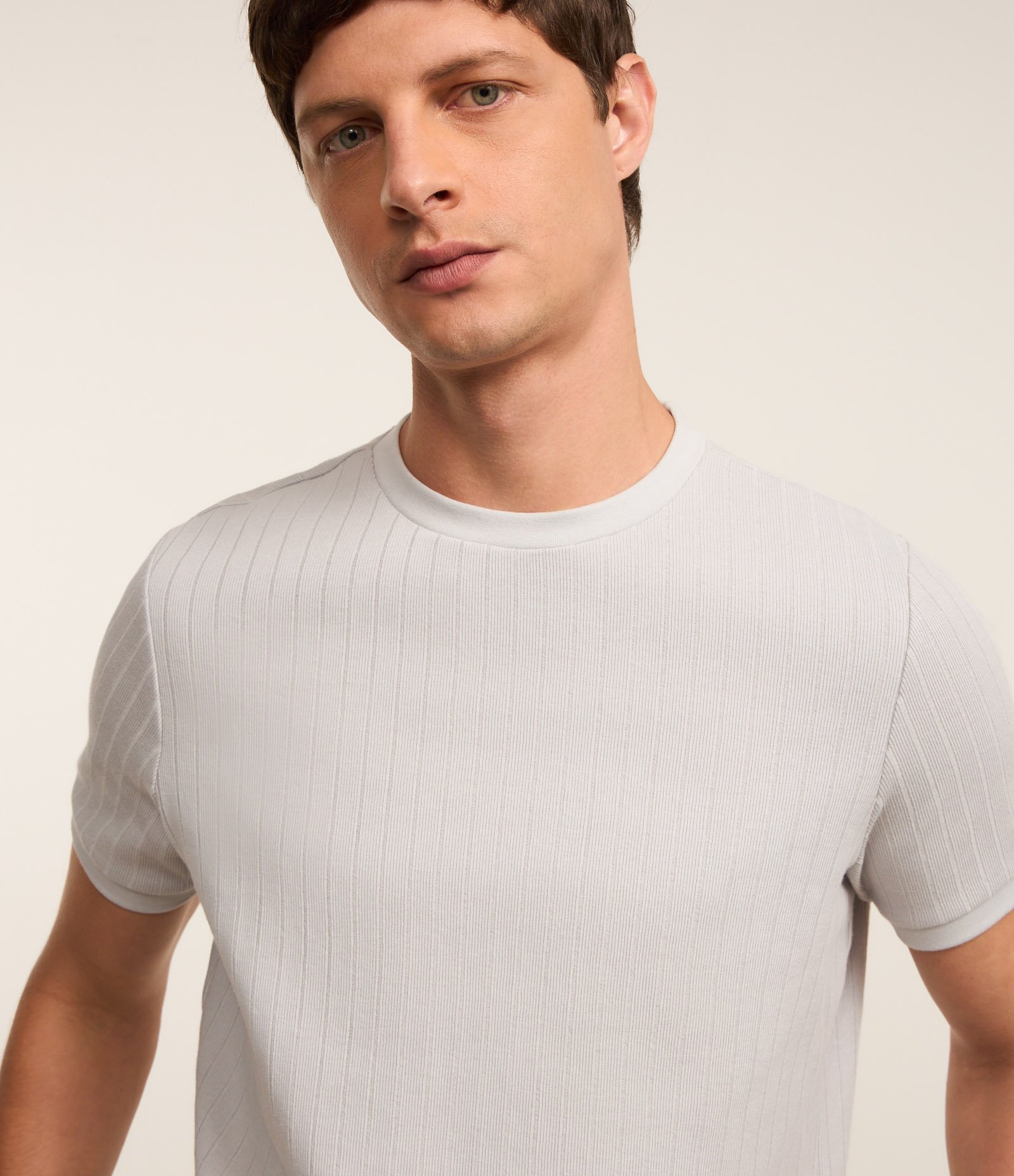 Camiseta Slim em Algodão com Textura Canelada Cinza 4