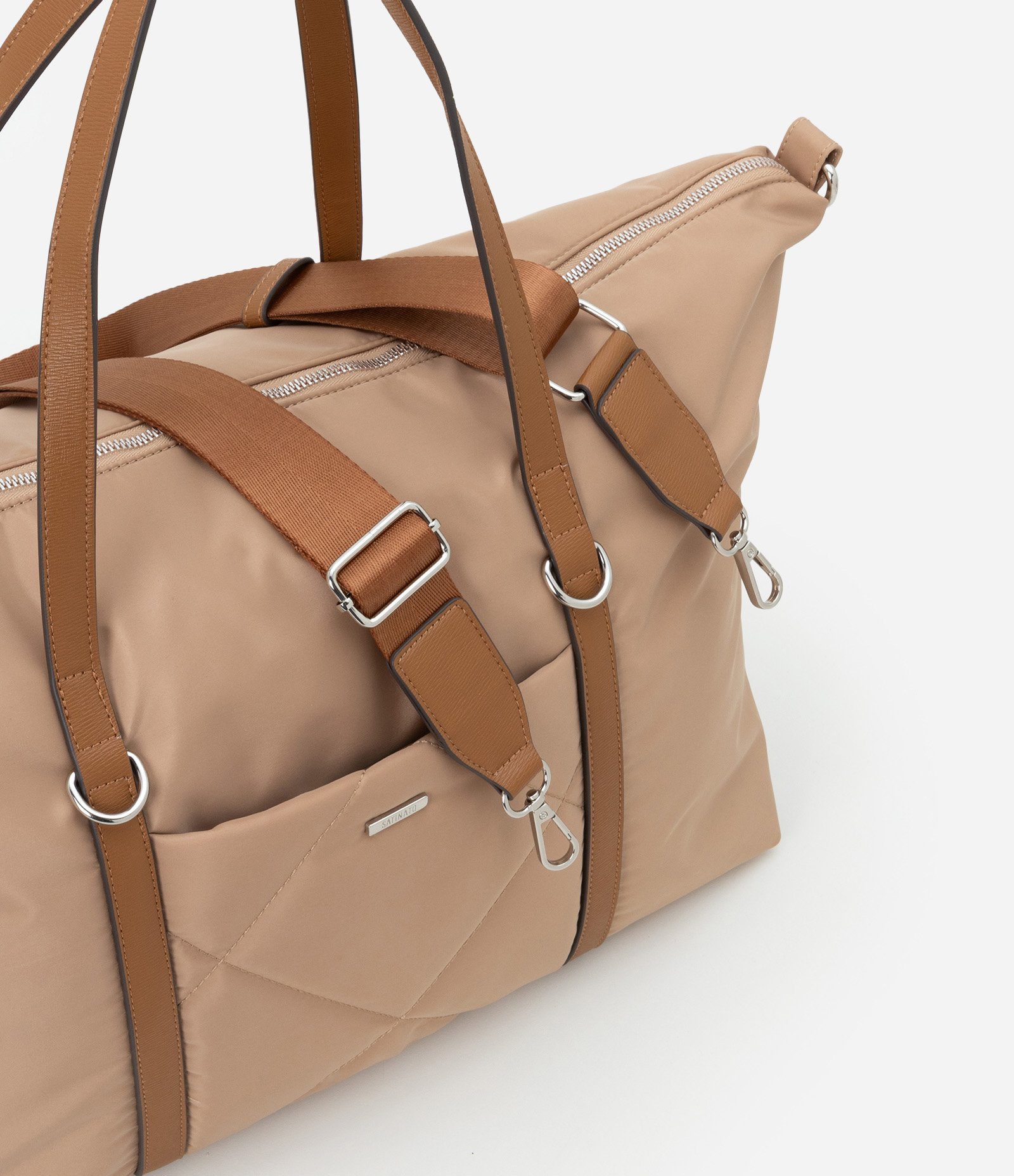 Bolsa Mala Grande com Textura Matelassê Bege 8