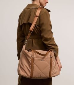 Bolsa Mala Grande com Textura Matelassê