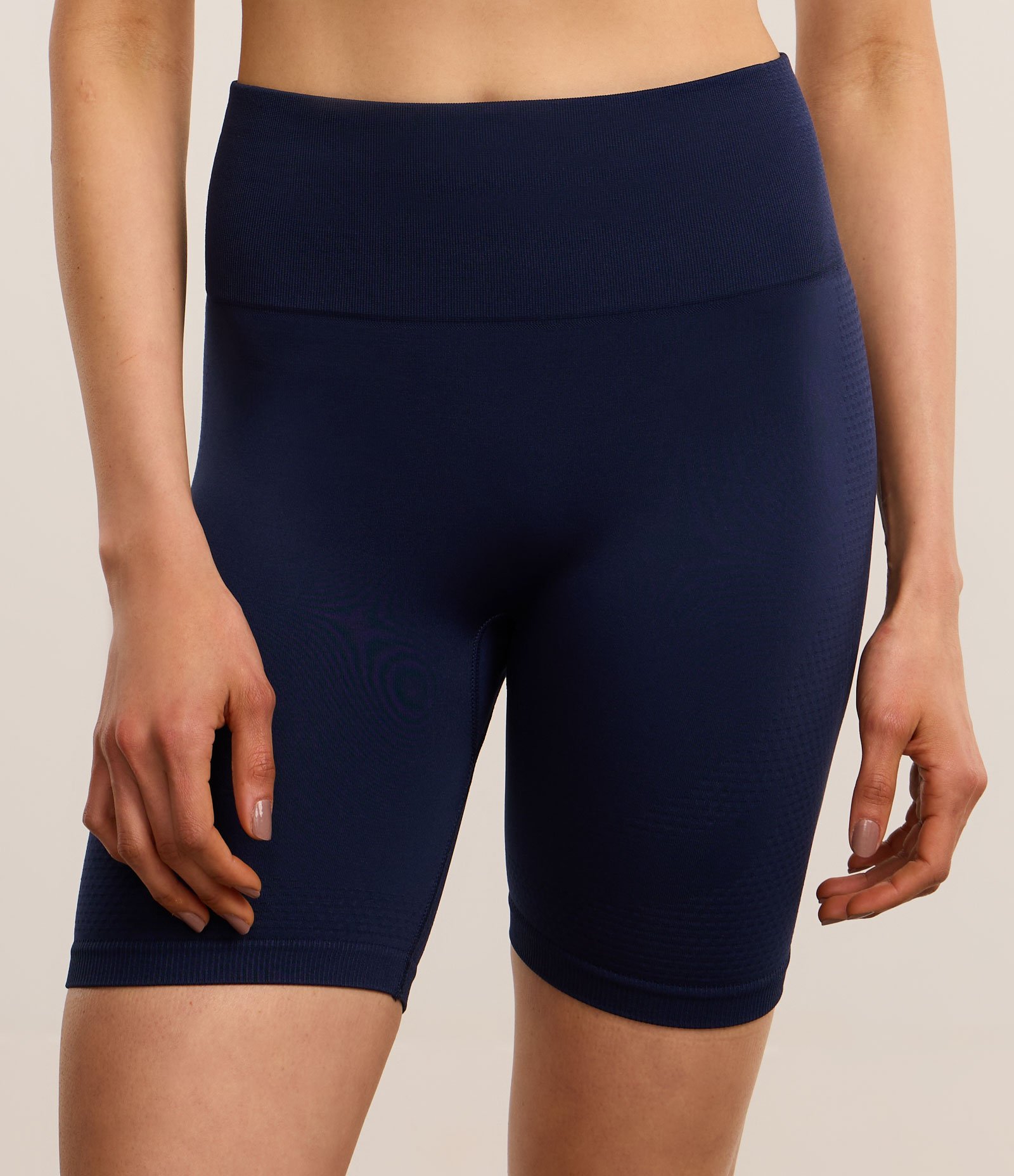 Bermuda Esportiva Seamless Azul Marinho 2