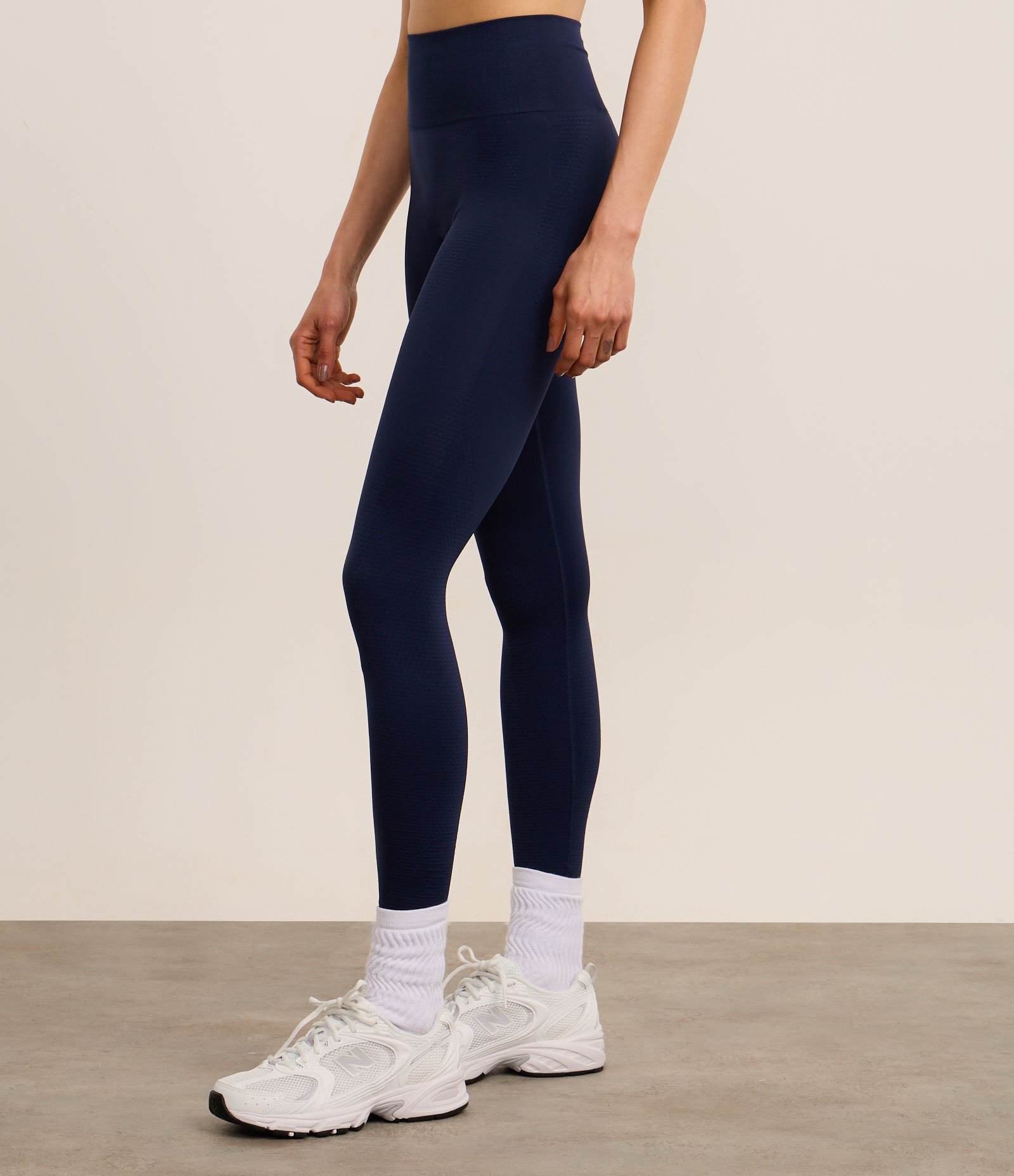 Calça Legging Esportiva Seamless com Recortes Texturizados Azul Marinho 2