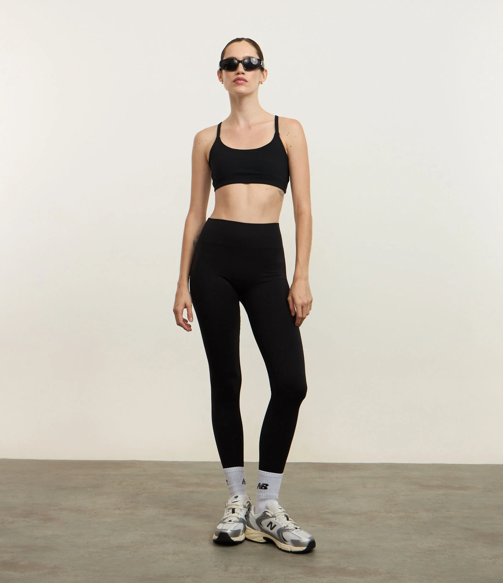 Calça Legging Esportiva Texturizada e Sem Costura Preto 1