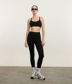 Calça Legging Esportiva Texturizada e Sem Costura