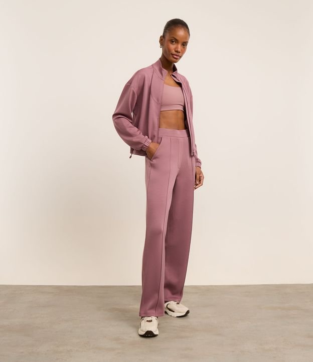 Calça Reta Esportiva com Frisos Frontais e Cós Largo