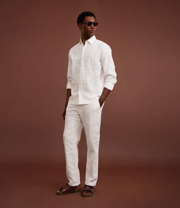 Cor: Branco | Tamanho: 46