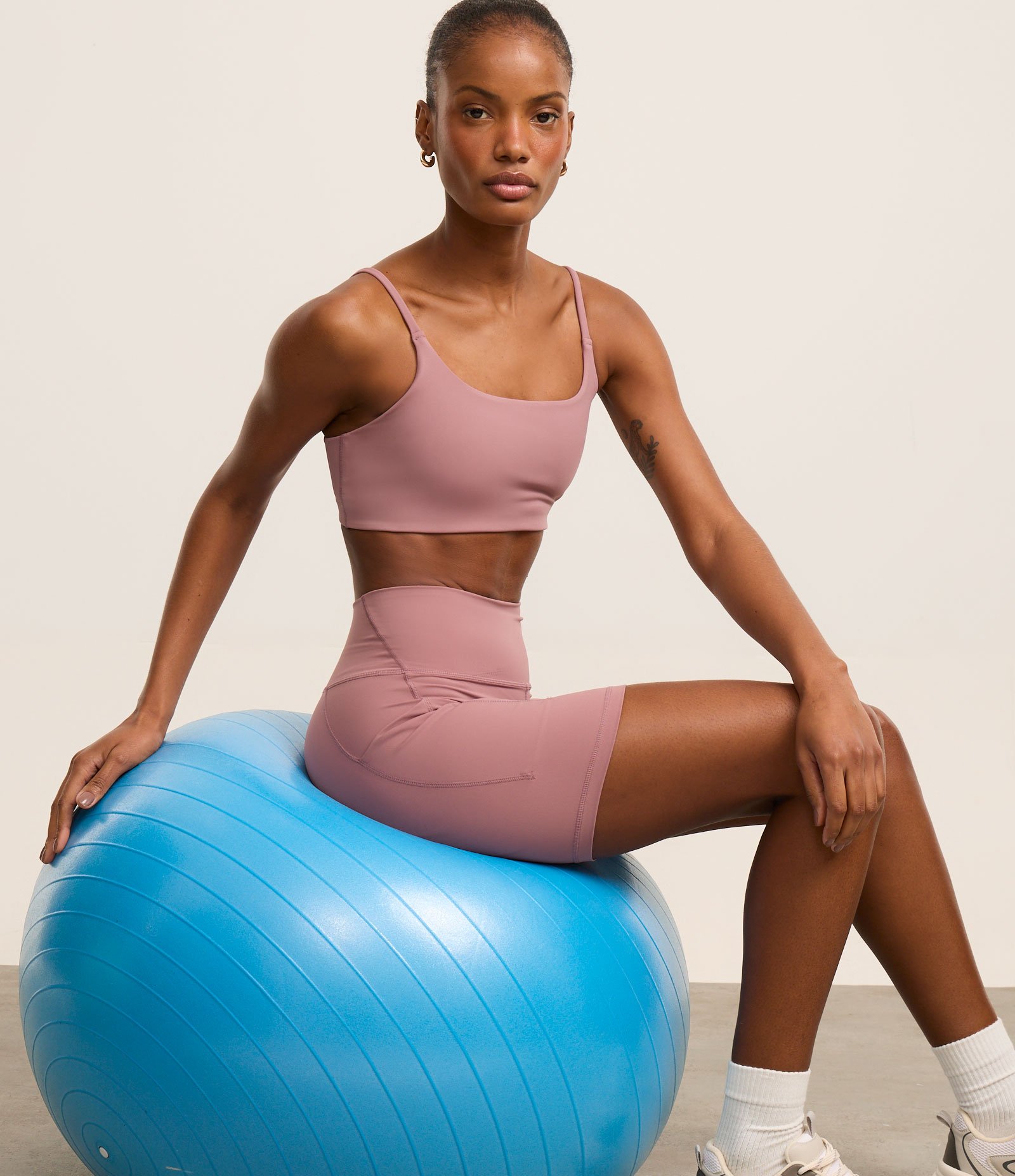 Top Esportivo em Poliamida com Alças Finas Rosa Opaco 1