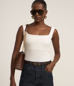 Blusa Sem Manga em Ribana com Decote Quadrado
