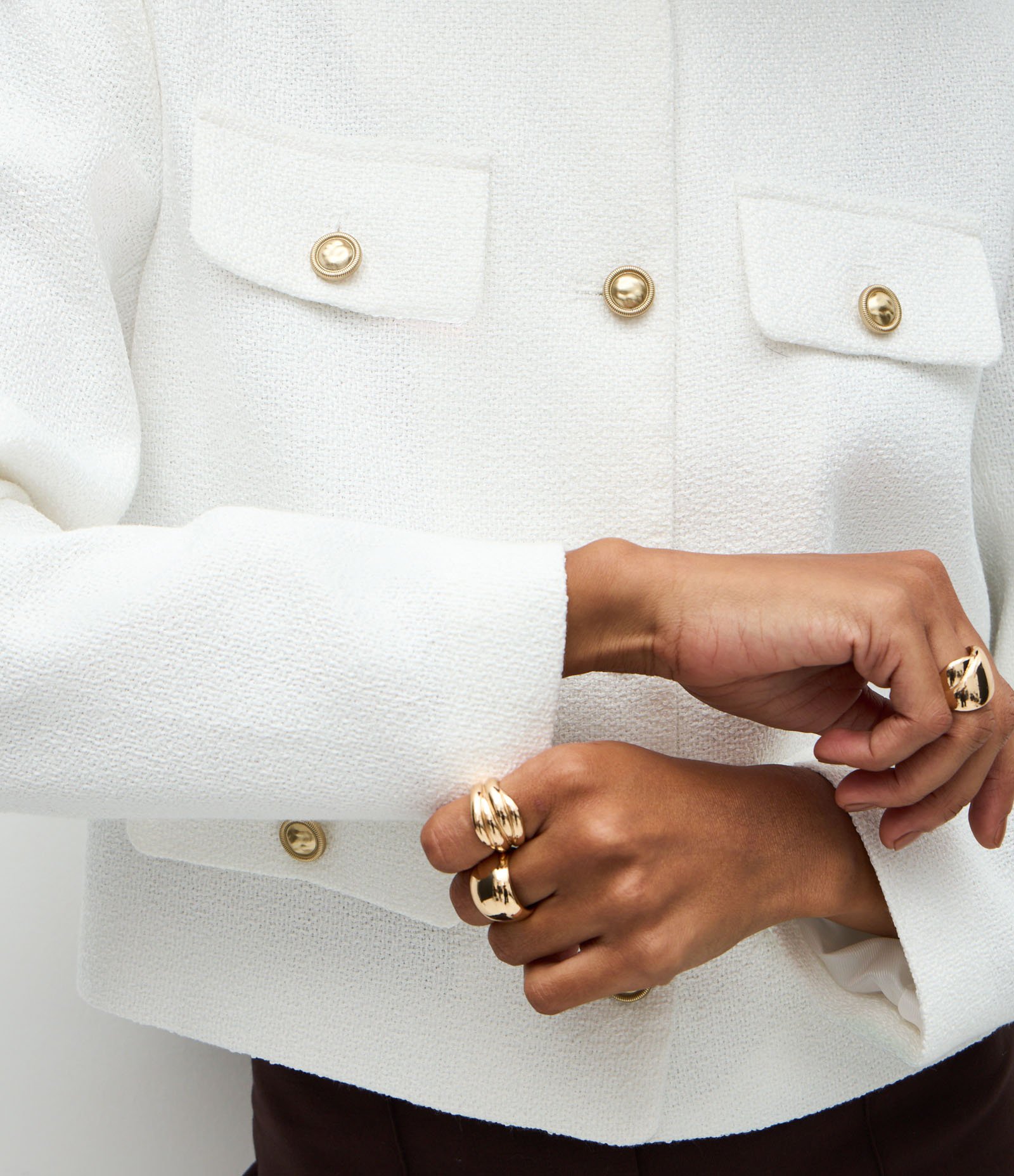 Casaqueto em Tweed com Botões Metalizados e Lapelas Branco 3