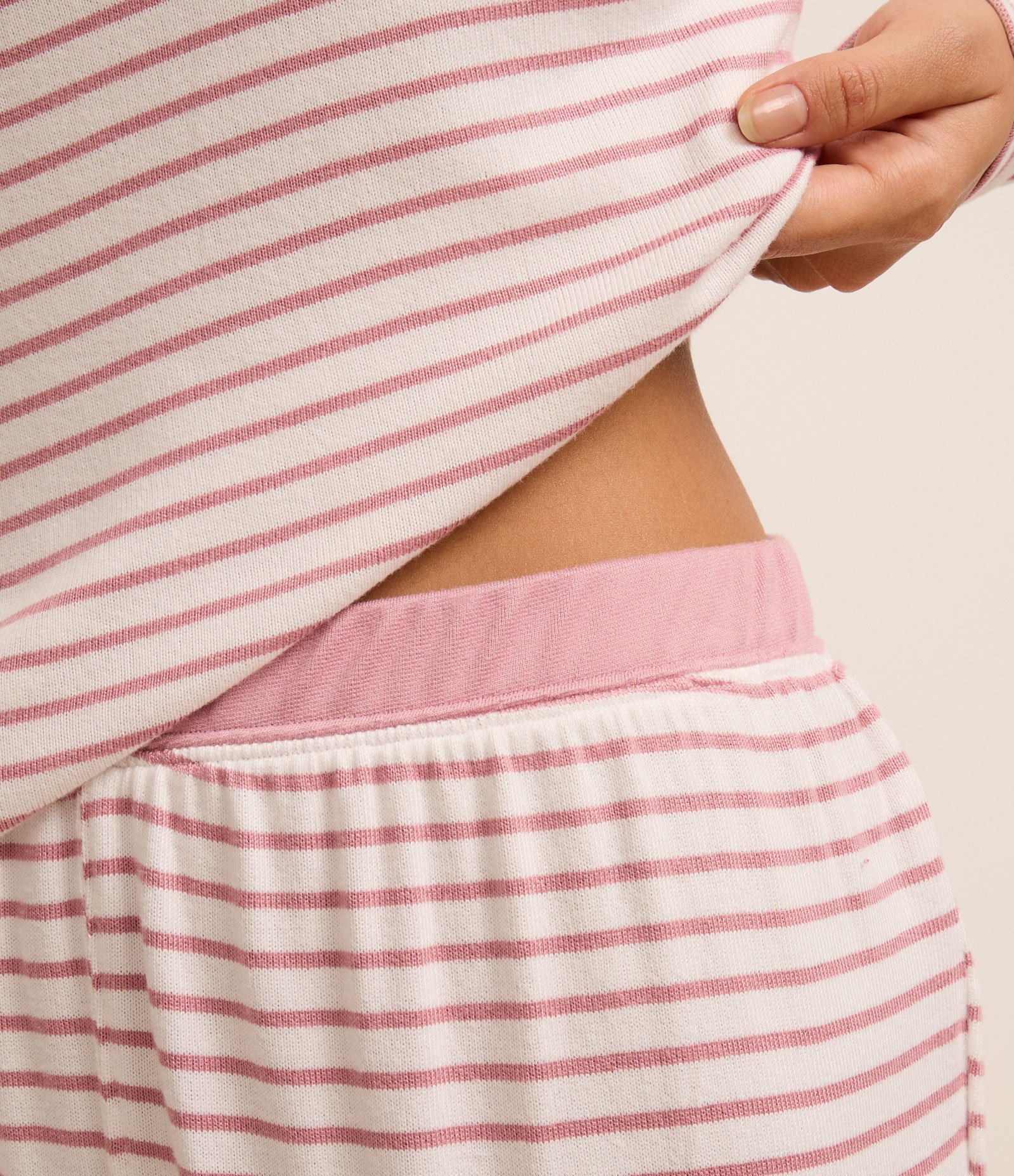 Pijama Longo em Tricô com Botões e Estampa Listrada Rosa 4