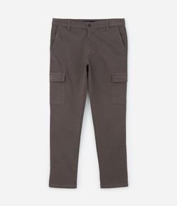 Calça em Sarja e Bolsos Cargo com Lapela