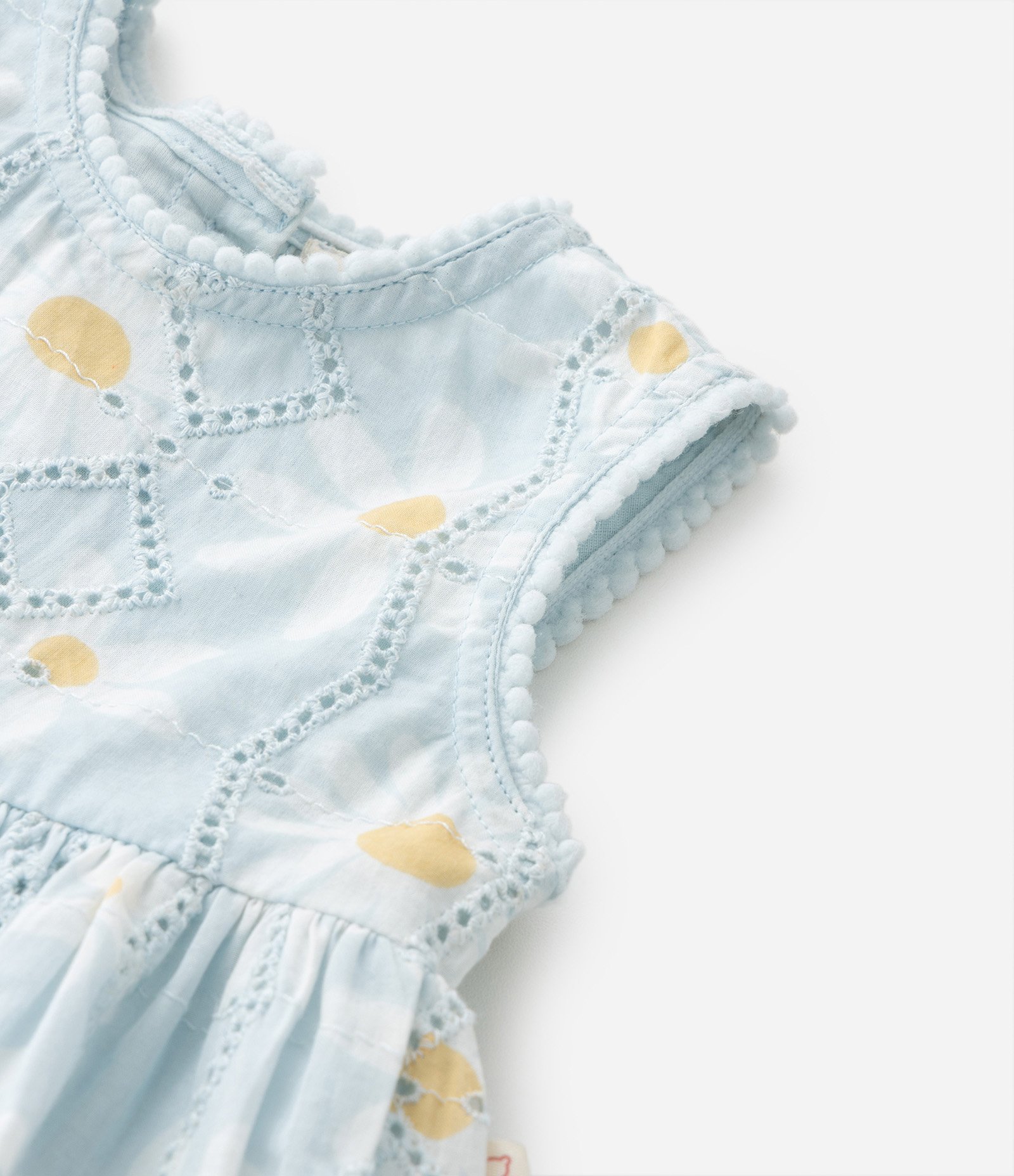 Vestido Infantil em Broderie Estampado de Margaridas com Calcinha - Tam 0 a 18 meses Azul 5