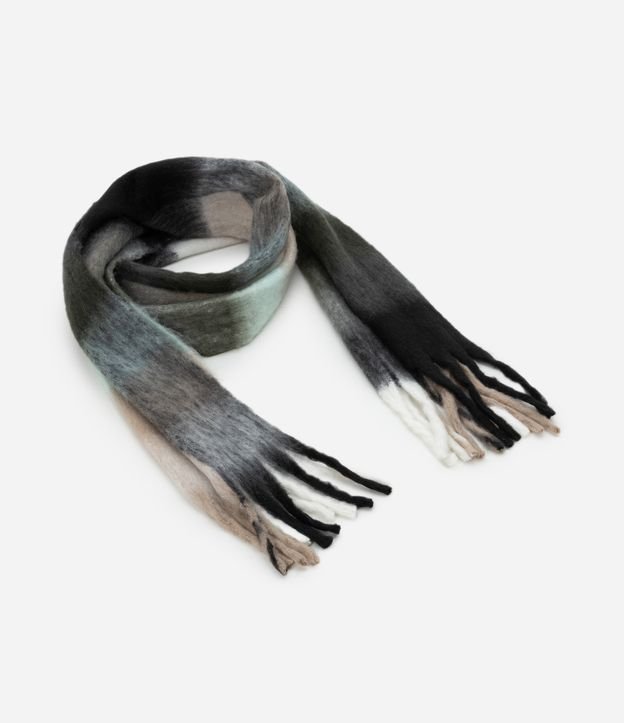 Cachecol em Tricô com Estampa Quadriculada