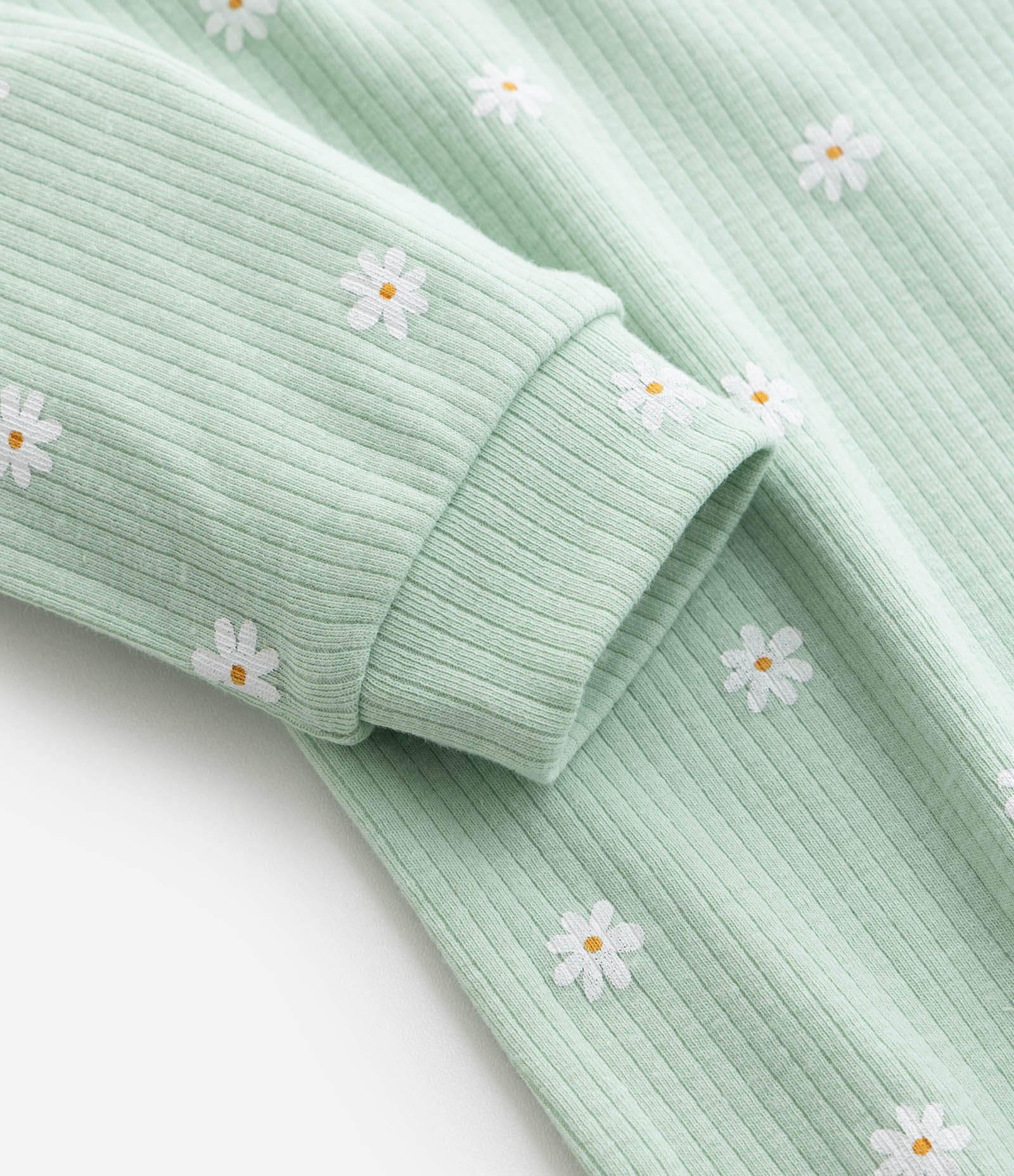 Macacão Infantil Canelado com Babadinhos - Tam RN a 18 meses Verde 8