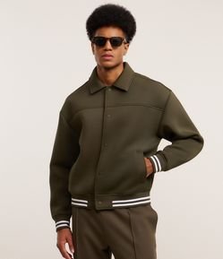 Jaqueta Bomber Tech com Detalhes Contrastantes